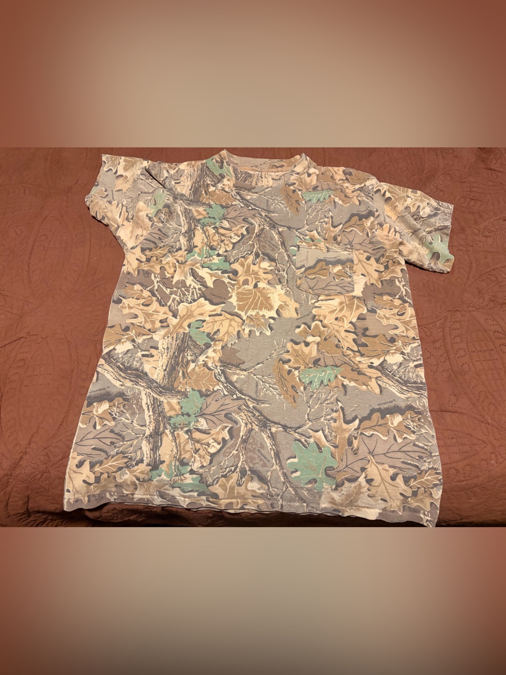 Wrangler Short-Sleeve Leaf Camo Tee in Brown, Tan & Green
